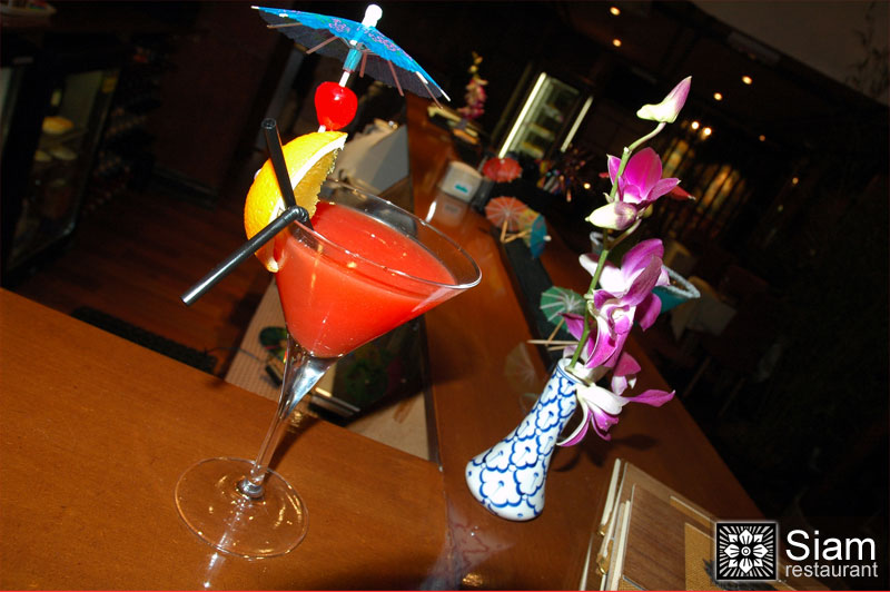 Siam Restaurant - 101 Arrowe Road , Greasby , Wirral, CH49 1RY - 0151 677 5719